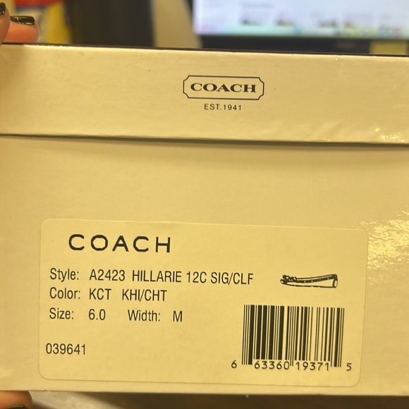 Coach Hillarie Flats - Picture 2 of 5